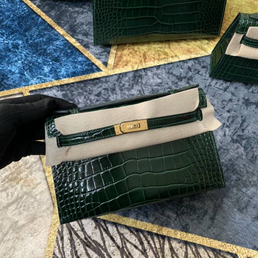 Kelly Crocodile-Embossed Cow Leather-20